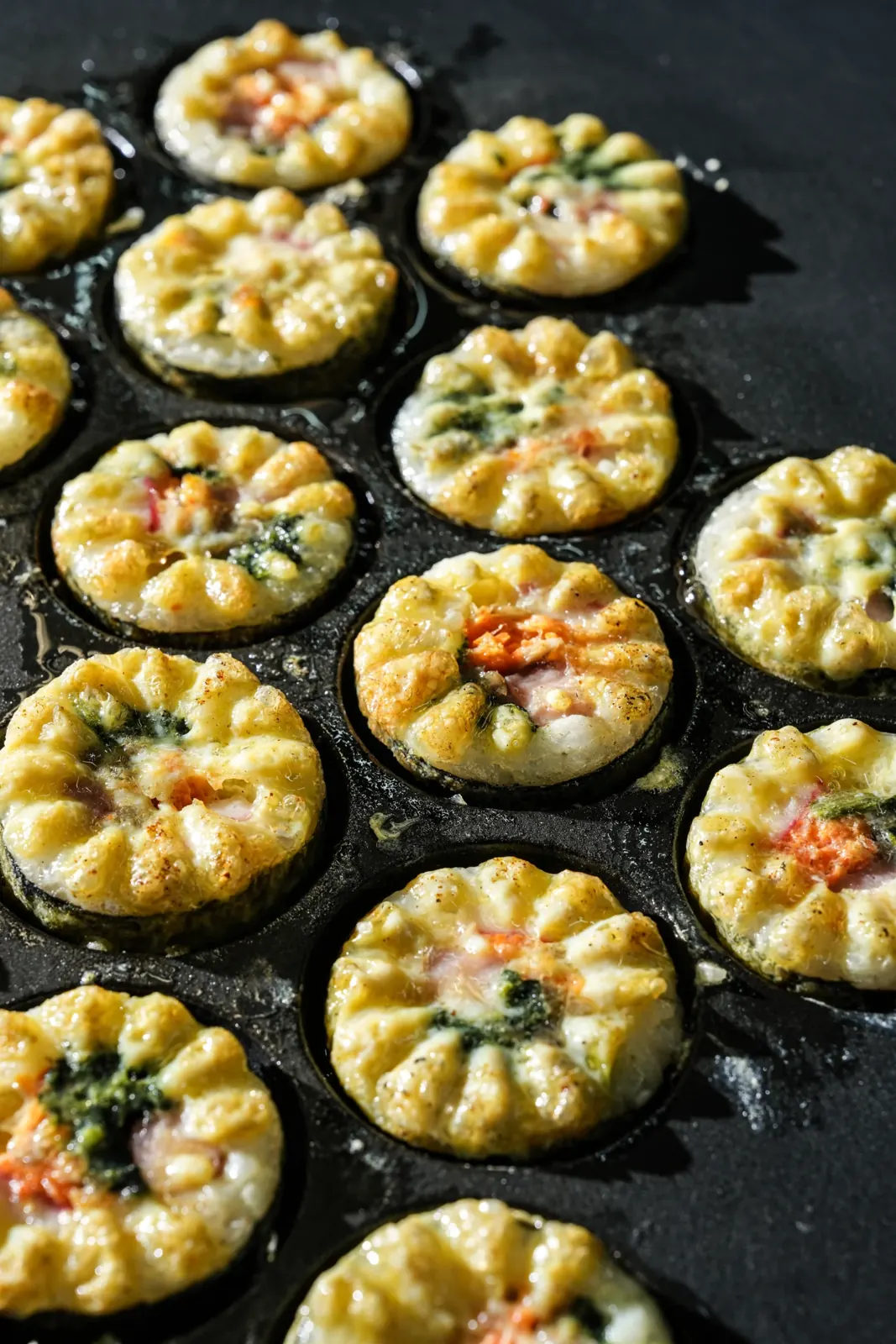 철판에 부치는 꽃 모양 미니 전